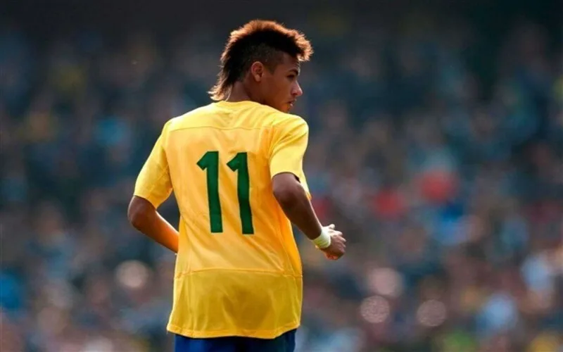 neymar mac ao so may nhung con so huyen thoai trong su nghiep neymar jr