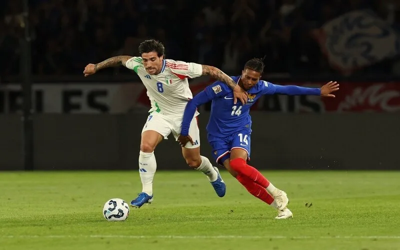 giai bong da y bieu tuong chien thuat va niem tu hao cua calcio